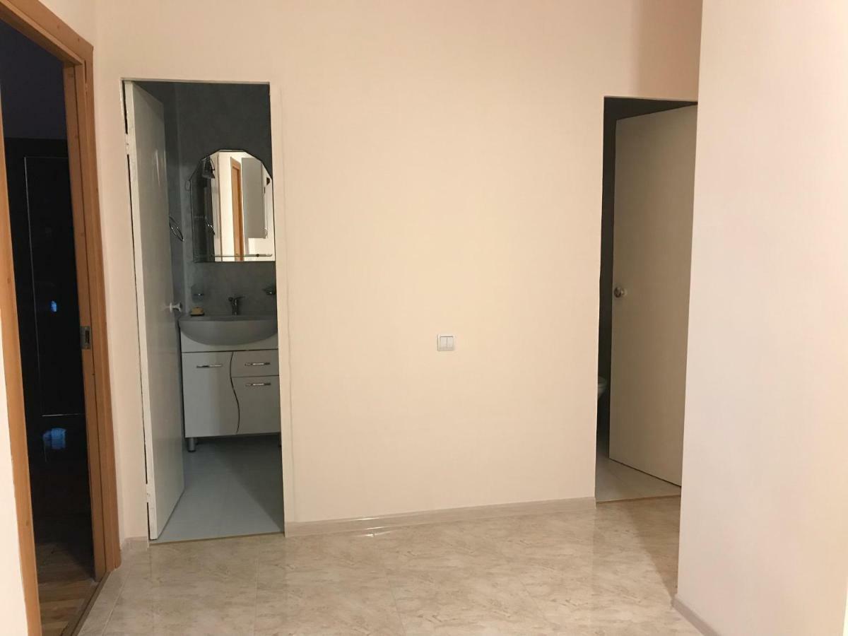 33 Martiros Saryan Street Apartamento Ereván Exterior foto
