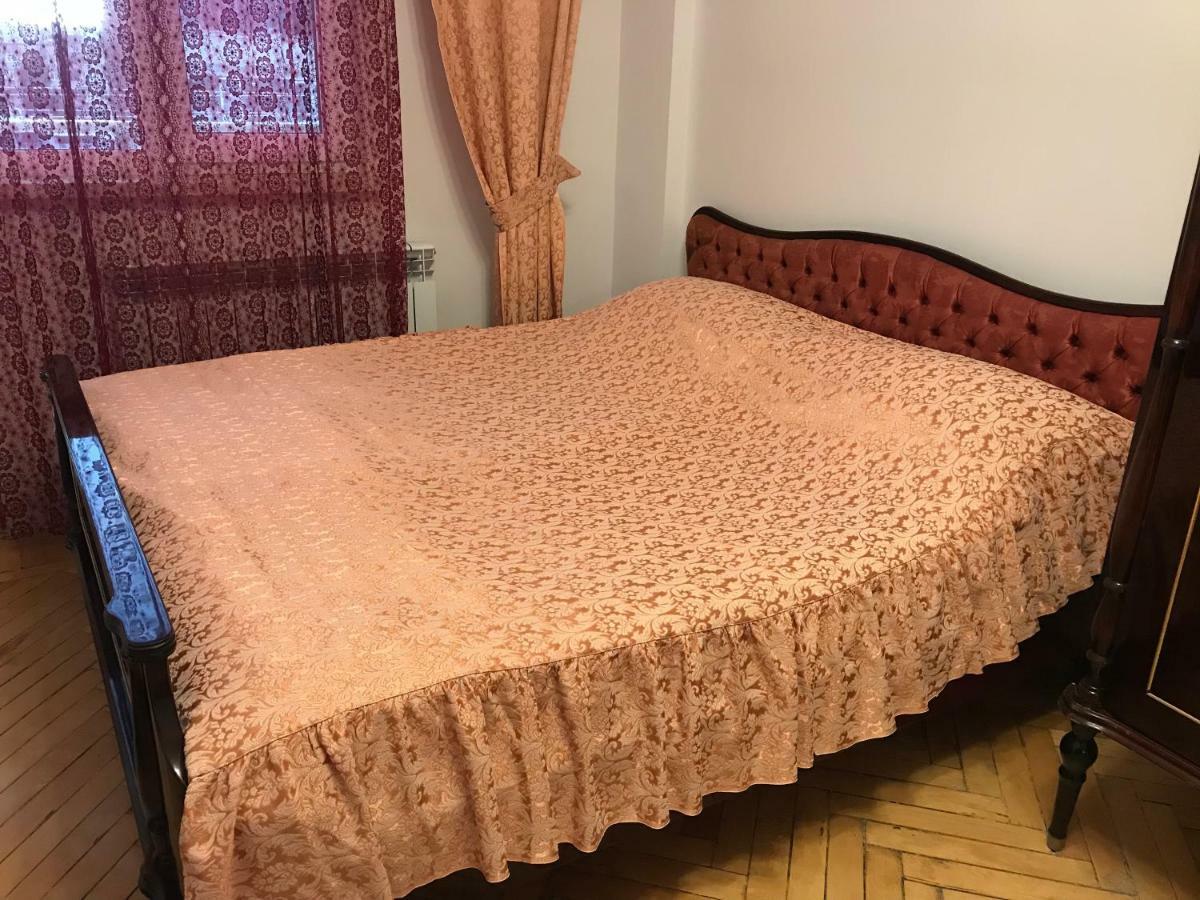 33 Martiros Saryan Street Apartamento Ereván Exterior foto