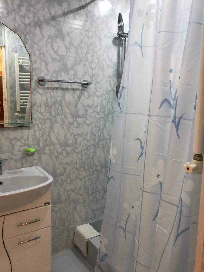 33 Martiros Saryan Street Apartamento Ereván Exterior foto